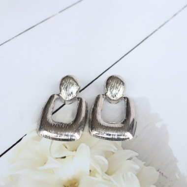 Maxi Aretes Cuadrados Plateados