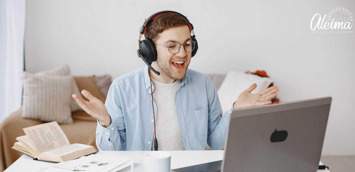 ELEVANDO TU VOZ: ESTRATEGIAS DE COMUNICACIÓN PARA EMPRENDEDORAS EXITOSAS