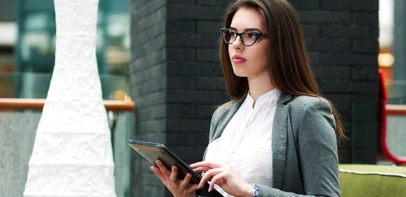 ¿CÓMO TU IMAGEN PERSONAL PUEDE IMPACTAR POSITIVAMENTE EN TU PRÓXIMA ENTREVISTA DE TRABAJO?